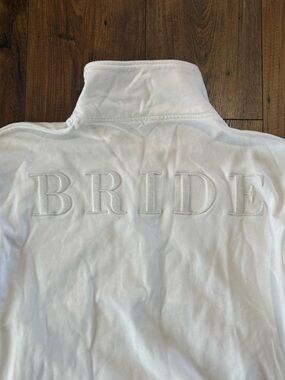Le Lis Los Angeles Women’s White Bride Half Zip Size Small